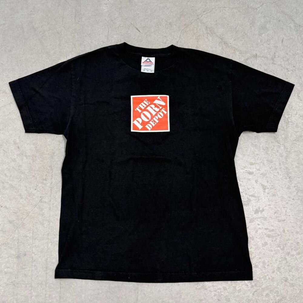 Grail The P*rn Depot Vintage T Shirt Size M